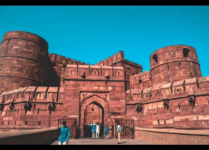 A Brief Guide on The Agra Fort
