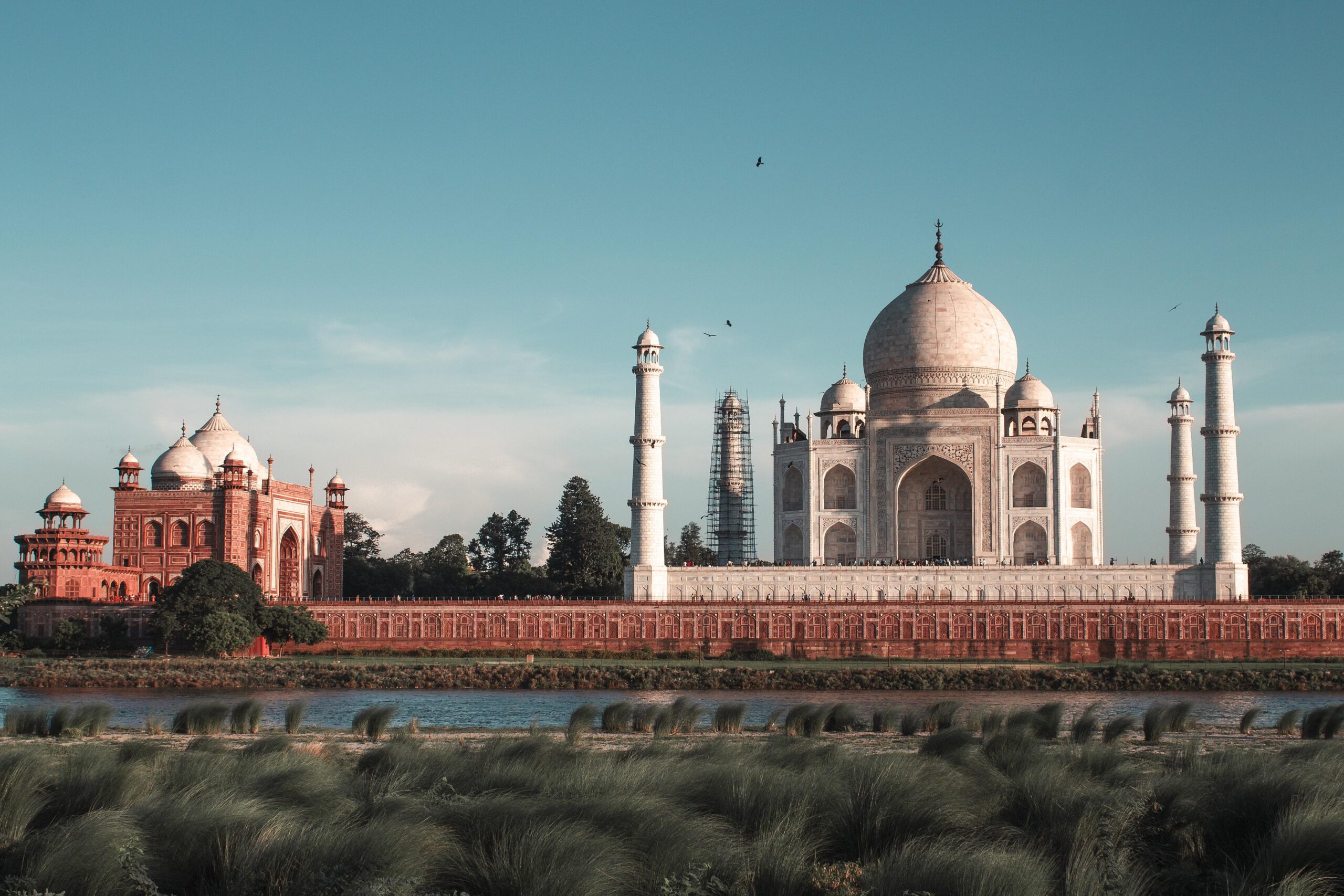 The Ultimate Guide to Delhi to Agra by Car A Journey Through